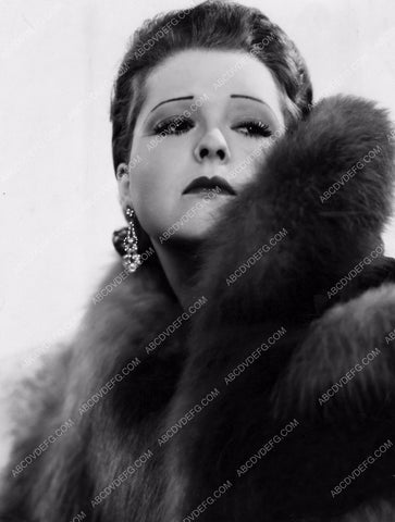glamourous Clara Bow in fur portrait 8b20-7659