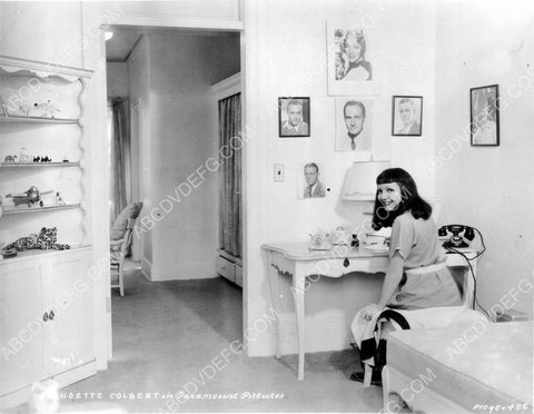 candid Claudette Colbert at home 8b20-7687
