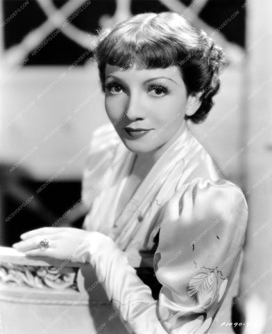 beautiful Claudette Colbert portrait 8b20-7700