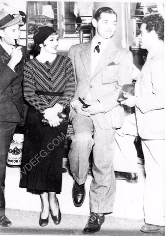 candid Frank Capra Claudette Colbert Clark Gable It Happened One Night 8b20-7707