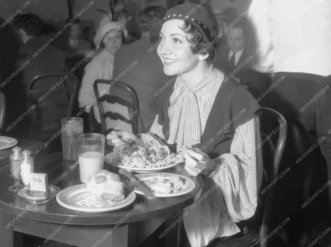 candid Claudette Colbert chowing down in the commissary 8b20-7745
