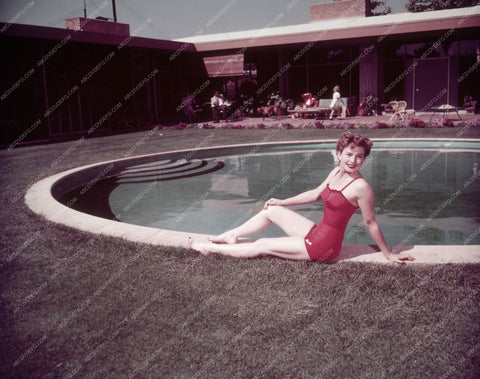 beautiful Coleen Gray by the pool at motel maybe 8b20-7797