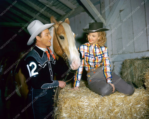 Roy Rogers Trigger Dale Evans film scene 8b20-7843