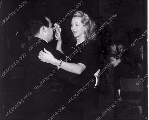 Carole Landis dancing at some nightclub 8b20-7868
