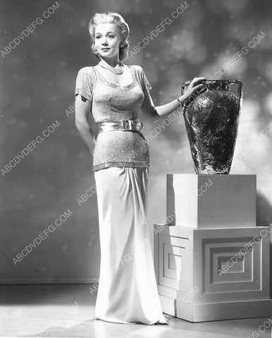 Carole Landis fashion portrait 8b20-7882