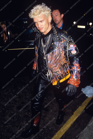 Billy Idol arriving somewhere 8b20-7953