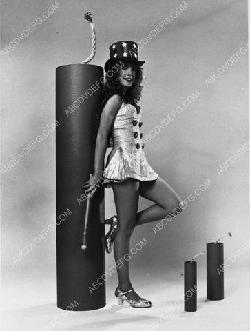 sexy Dana Plato patriotic firecracker pinup pose 8b20-8090