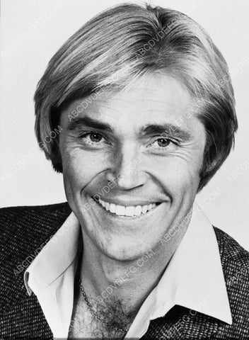 handsome Dennis Cole portrait 8b20-8171