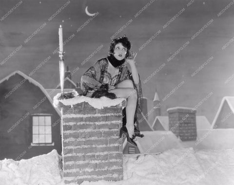 Christmas pinup Clara Bow going down the chimney 8b20-8371