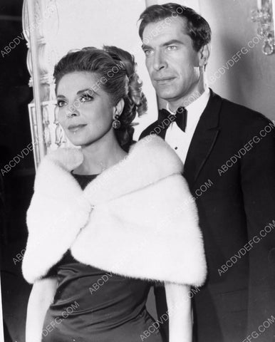 Barbara Bain Martin Landau portrait 8b20-8551