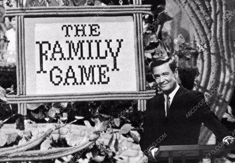 Bob Barker hosts TV The Family Game 8b20-8688