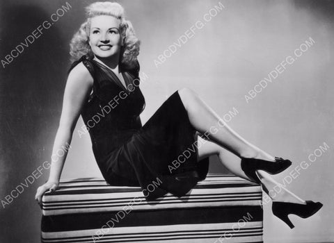 Betty Grable pic 8b20-8884