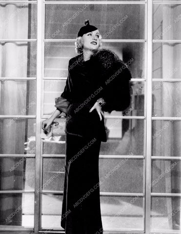Carole Lombard portrait 8b20-9224