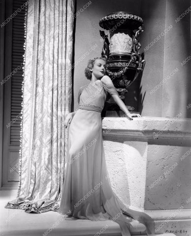 Carole Lombard beautiful fashion portrait 8b20-9235
