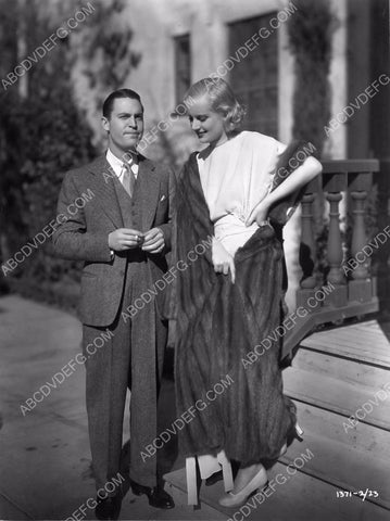 Chester Morris Carole Lombard outside in the sunshine 8b20-9243