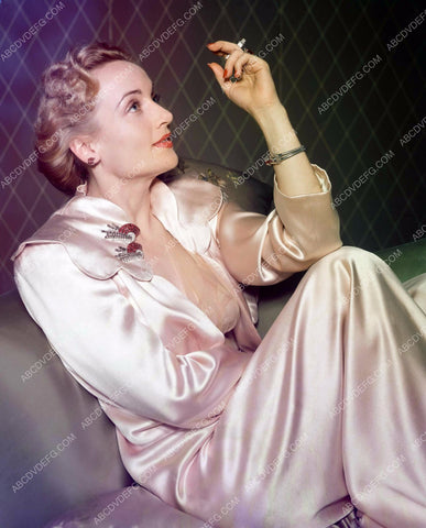candid Carole Lombard enjoys a cigarette 8b20-9264