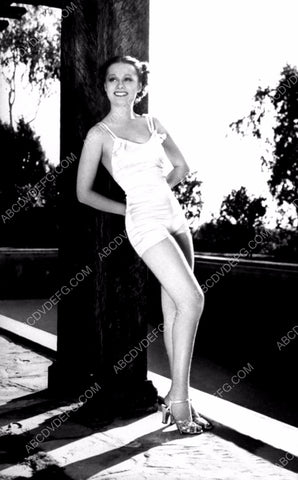 beautiful Eleanore Whitney showing off her new swimsuit 8b20-9469