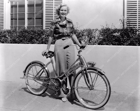 super cute Gloria Stuart and her new top of the line bicycle 8b20-9475