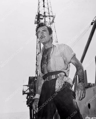 bare chested Gilbert Roland portrait 8b20-9495