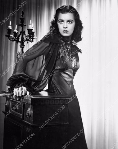 beautiful Faith Domergue fashion portrait 8b20-9755