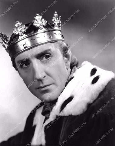 Basil Rathbone wearing the crown film Tower of London 8b20-9796