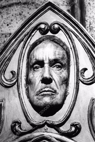 did Vincent Price do an Alice in Wonderland maybe 8b20-9830