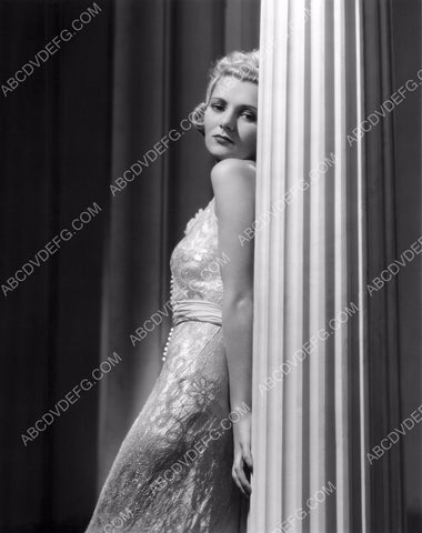 sultry Princess Baba portrait 8b20-9833