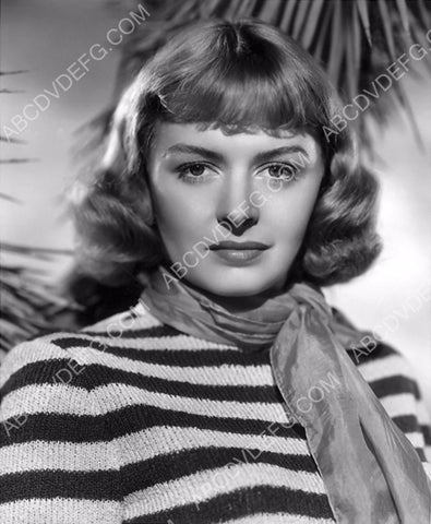 sweater girl Donna Reed 8b20-9892