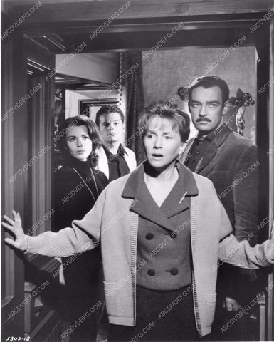 Julie Harris Russ Tamblyn Claire Bloom classic horror The Haunting haunt-16