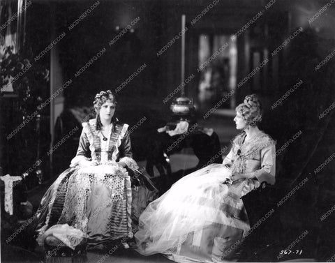 Mary Pickford silent film Sparrows? Mpick-24