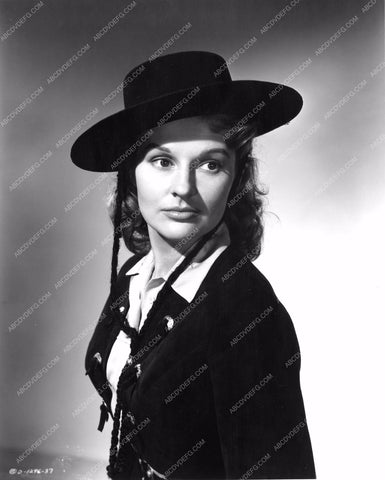 May Wynn cute western portrait film The Violent Men mwynn-08