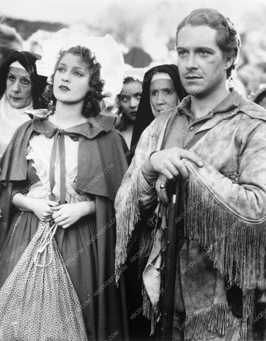 Jeanette MacDonald Nelson Eddy musical film Naughty Marietta naug810-03