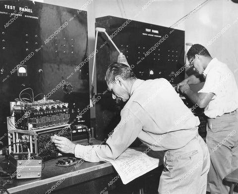 crp-00023 electricians Robert Vetter Craig Hall work Los Angeles Coliseum traffic signal lights crp-00023