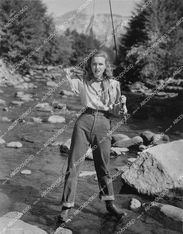 crp-00097 Barbara Britton goes trout fishing on location Sedona Az film Gunfighters crp-00097