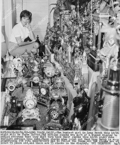 crp-01027 1963 Busiest Girl in Long Beach Calif, Joyce Coffee w antique clocks faces daylight saving time crp-01027