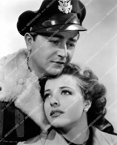crp-10684 1945 Robert Young, Laraine Day portrait film Those Endearing Young Charms crp-10684