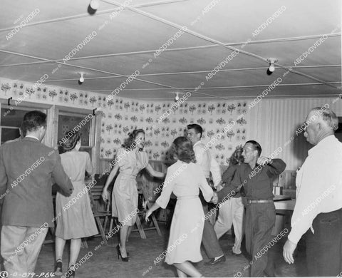 crp-00107 Barbara Britton cast and crew have square dance for a little fun crp-00107