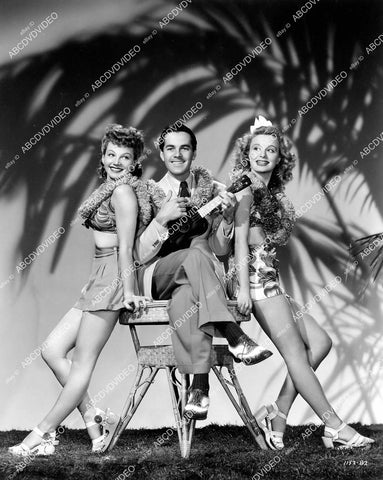 crp-10865 1941 cuties Jane Frazee & Sunnie O'Dea, Johnny Downs film Moonlight in Hawaii crp-10865