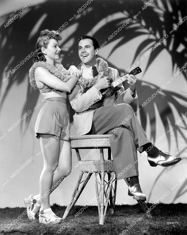 crp-10866 1941 cutie pie Jane Frazee, Johnny Downs w ukulele film Moonlight in Hawaii crp-10866