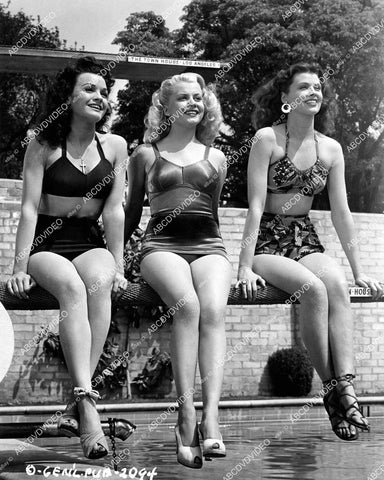 crp-10885 1947 babes in swimwear Doris Houck, Peggy Maley, Dusty Anderson on diving board vintage upskirt crp-10885