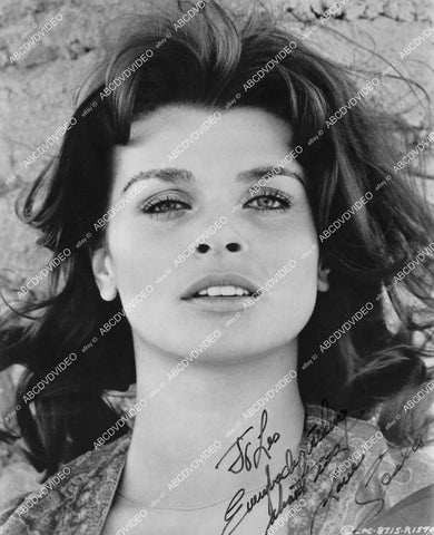 crp-10957 1960's beautiful Senta Berger portrait w genuine autograph to Leo crp-10957