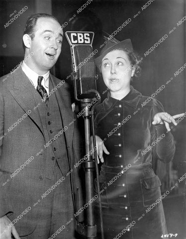 crp-11540 1935 CBS radio show Popeye the Sailor voices of Wimpy & Olive Oil Charles Lawrence & Olive La Moy crp-11540