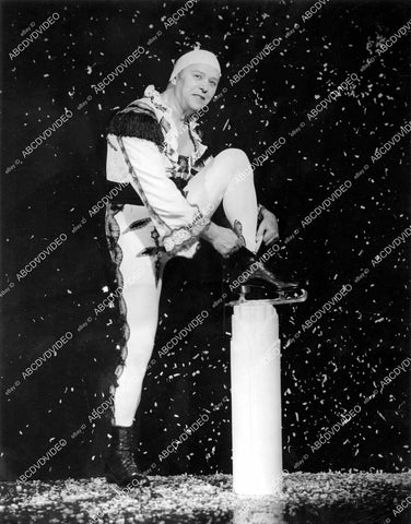 crp-11606 1940's Russian ballet dancer Theodore Kosloff produces & stars Classics on Ice ice skating show crp-11606
