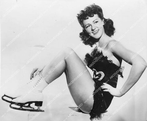 crp-11610 1943 cutie ice skater Donna Atwood of Ice Capades of 1944 voted by USMC Gal Whose Skates We'd Like to Lace crp-11610