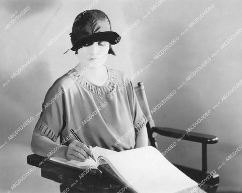 crp-11708 1925 screen writer Ethel Doherty making script adjustments crp-11708