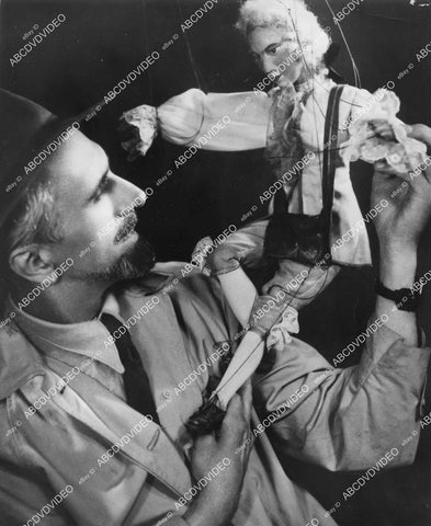 crp-11806 1953 puppetmaster Herman Aicher w Salzburg Marionette Theatre crp-11806