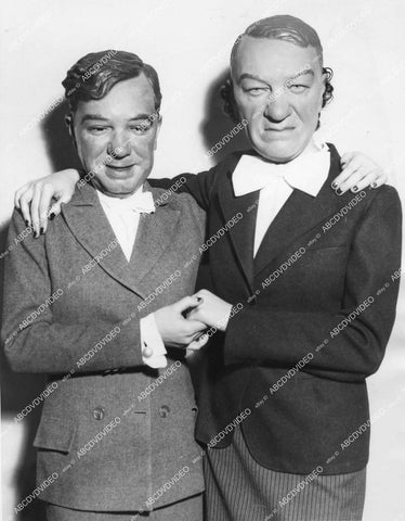 crp-11816 1935 news photo political puppets of Hugh Johnson & Huey Long for Show of Masks by Doane Powell crp-11816