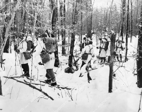 crp-01202 1941 news photo Ottawa Canada Training Ski Instructors for military duty crp-01202