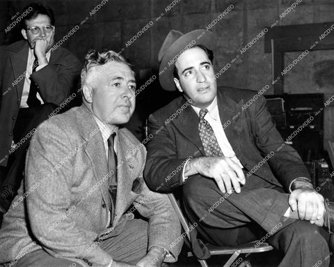 crp-12067 1943 author William saroyan w director Clarence Brown on set film The Human Comedy crp-12067