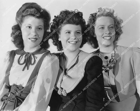 crp-12085 1944 music singing trio Gwen, Betty, Doris Bian sisters film Beautiful But Broke crp-12085